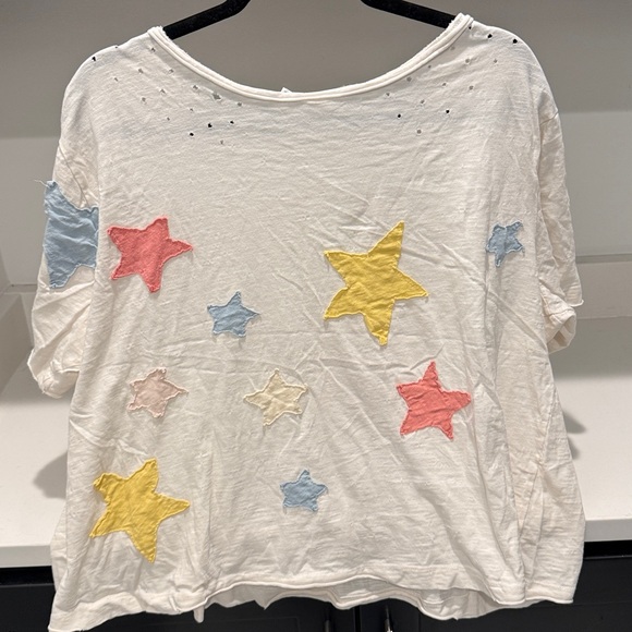 Felecia Bella Paper Lace Star Distressed Tee - Picture 4 of 5